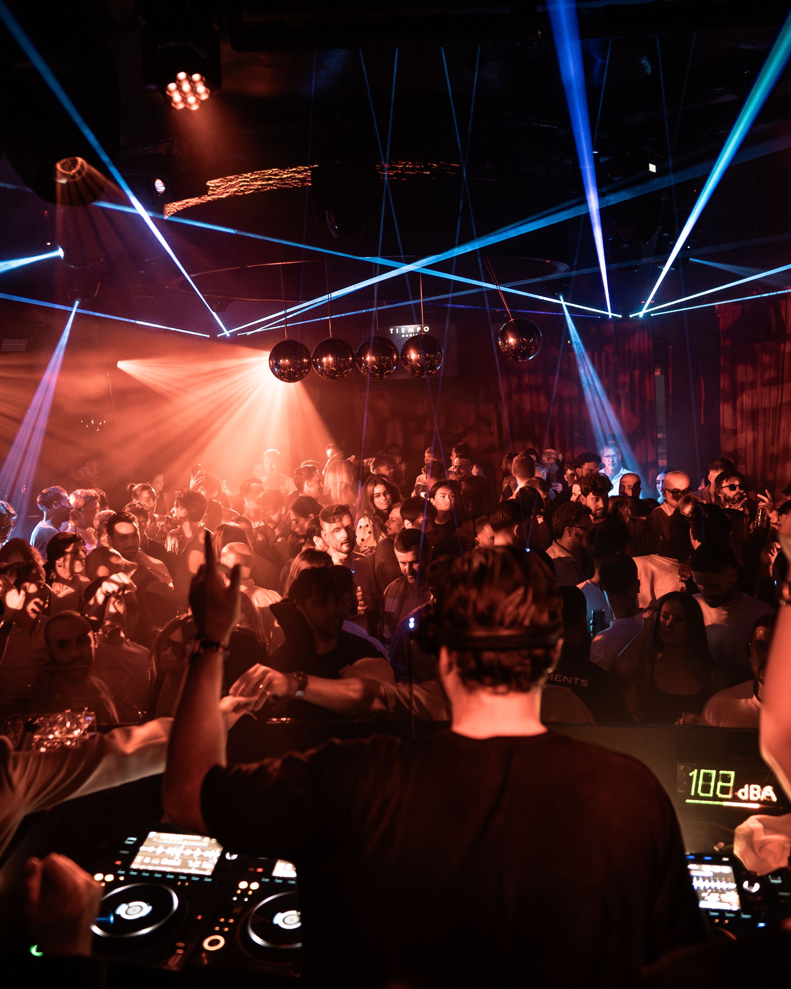 Lío Ibiza club